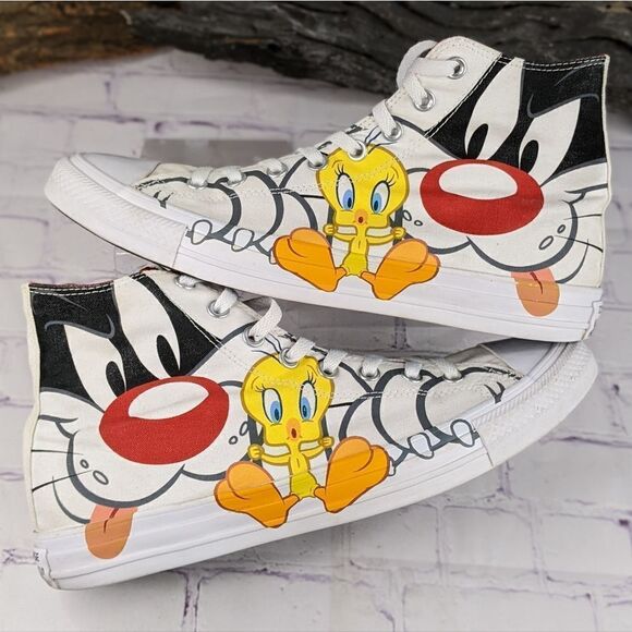 Converse Looney Tunes x Chuck Taylor All Star Hi 'Sylvester & Tweety' Sneakers - Picture 2 of 13